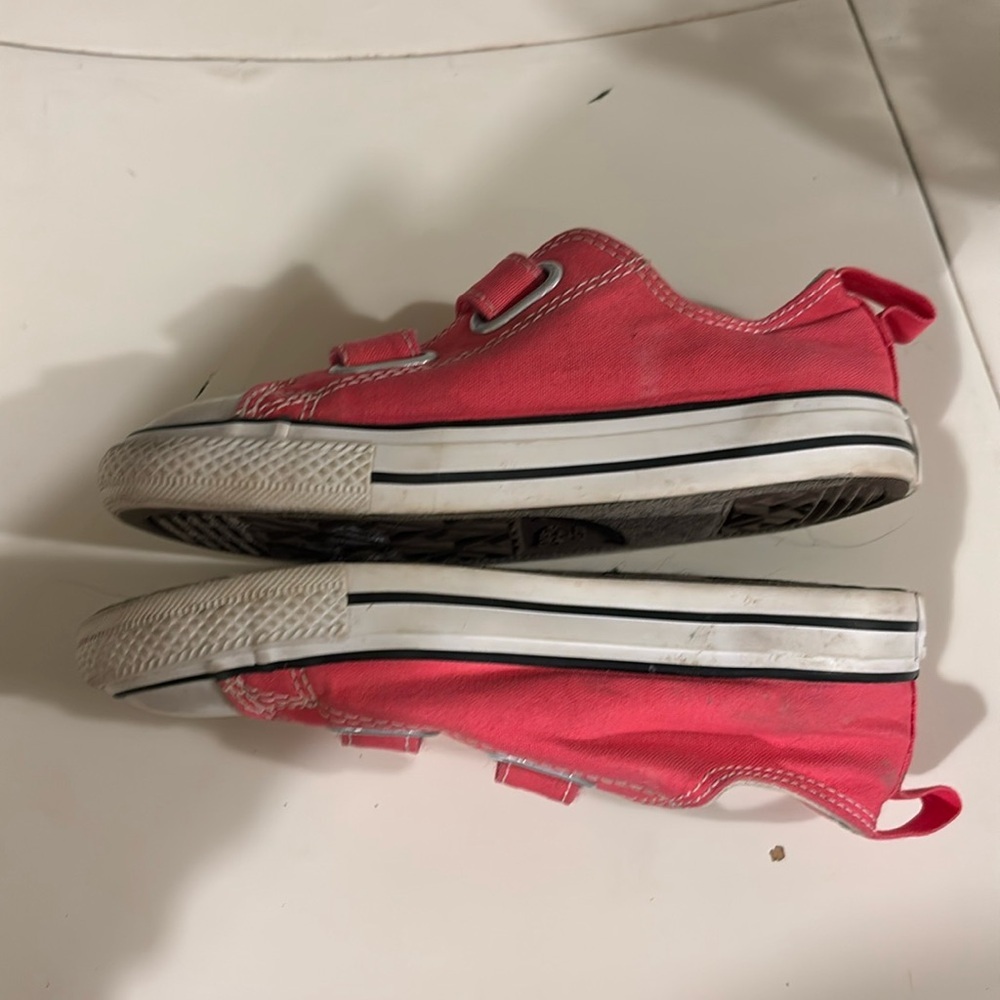 ๐Converse Kids Sneakers - Pink